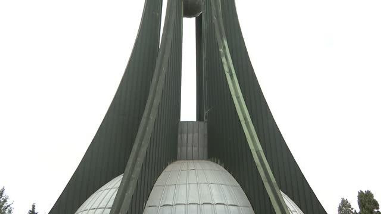 Cumhurbaşkanı Erdoğan 8. Cumhurbaşkanı Turgut Özal için düzenlenen anma törenine katıldı