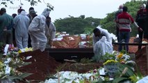 Mundo supera 3 milhões de mortes por coronavírus