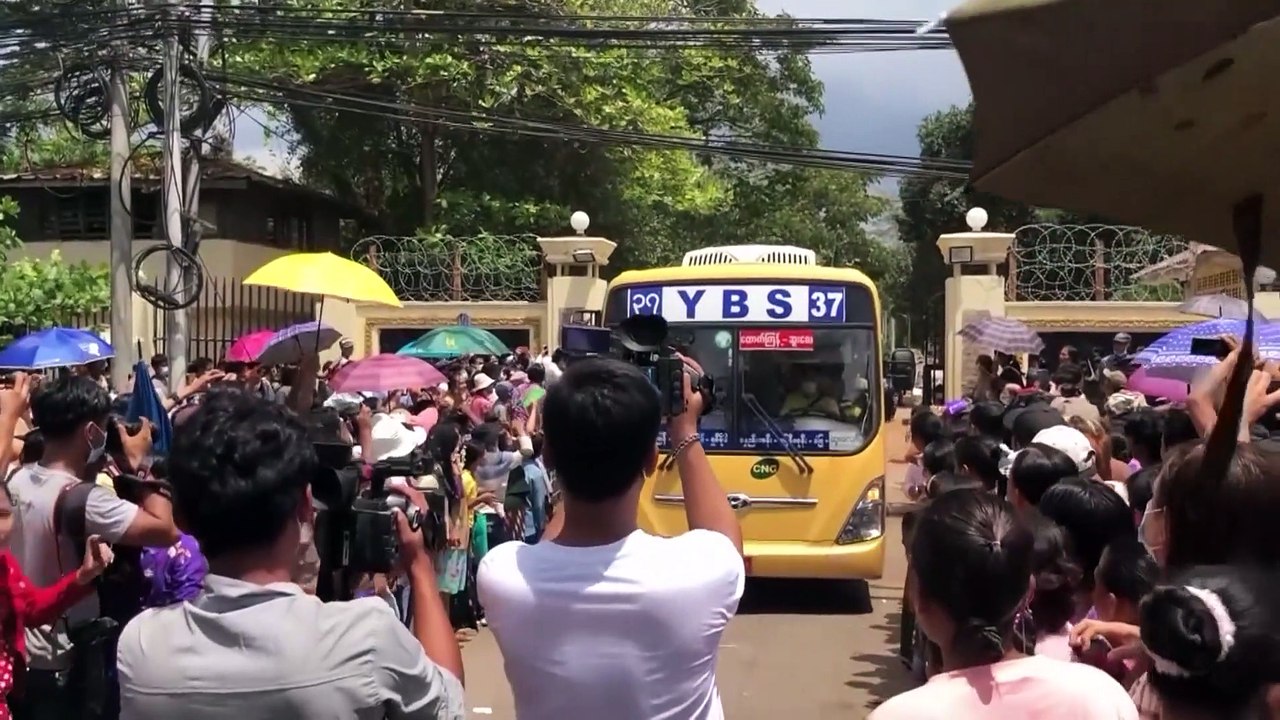 Au Myanmar, la junte libère 23 000 prisonniers