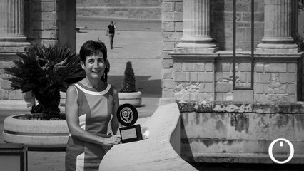 Entrevista N&B a la periodista Ángeles Espinosa