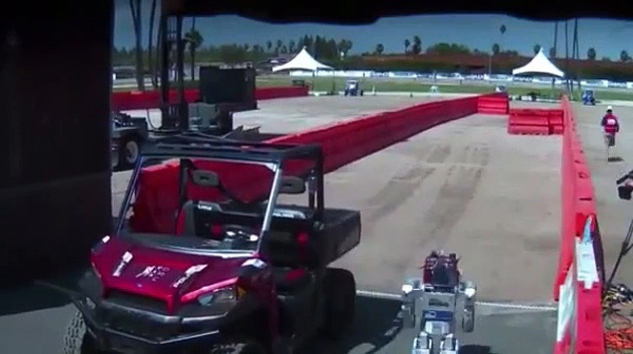 Le robot coréen DRC-Hubo, vainqueur du Darpa Robotics Challenge