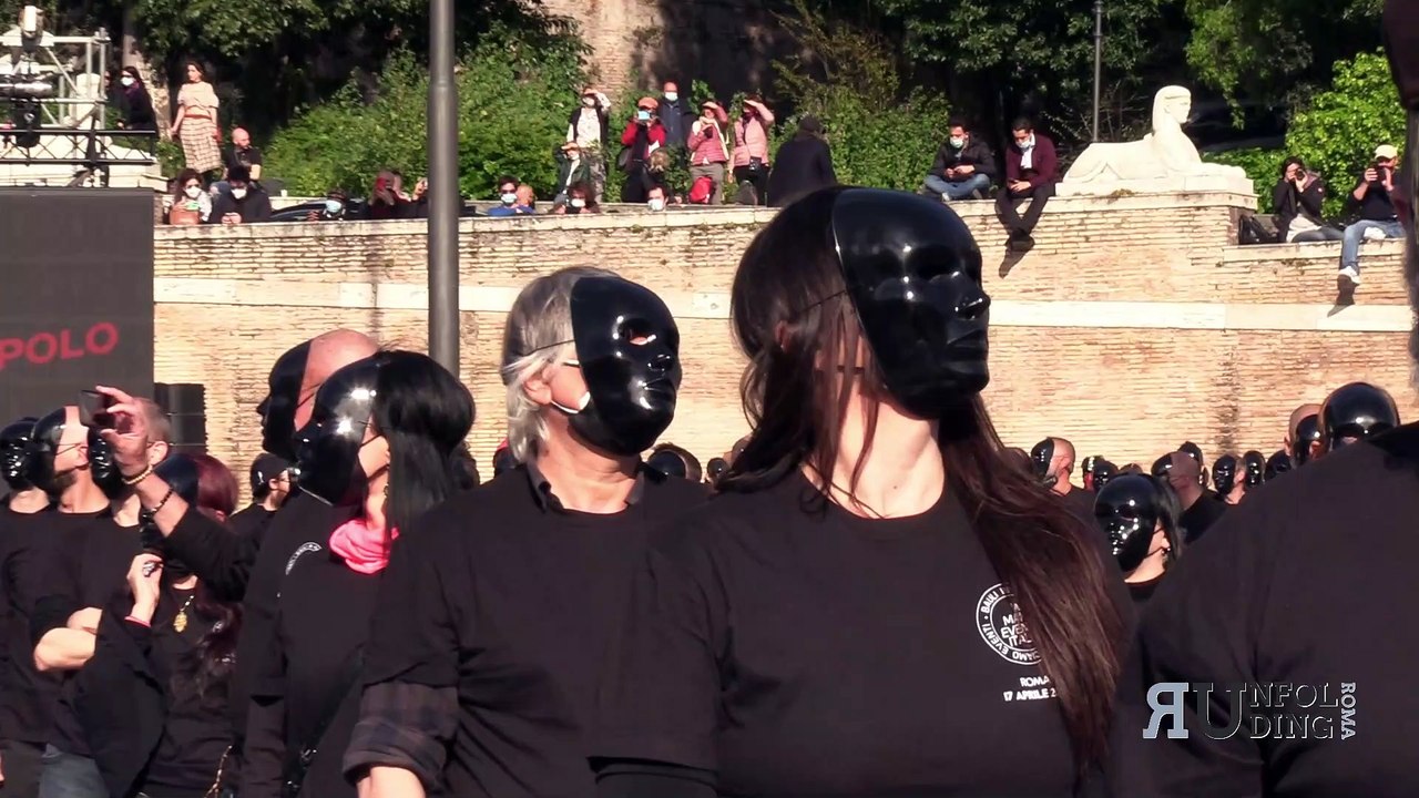 Roma, i Bauli diventano 1.000: Oggi  piazza del Popolo  ( parte due )