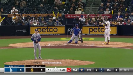 El cuadrangular de Fernando Tatis Jr. en su regreso al terreno