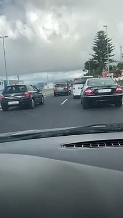 Aparatoso accidente en la TF-5, a la altura de Los Naranjeros