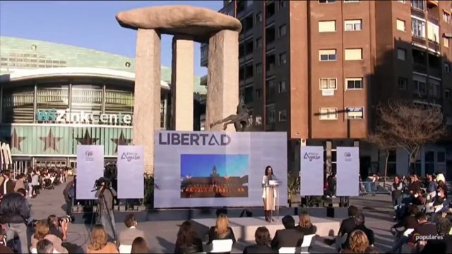 Ayuso vuelve a las andadas: En Madrid después de un día sufriendo nos podemos ir a una terraza a tomarnos una cerveza