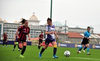 Turkcell Kadın Futbol Ligi Sağlık Çalışanları Sezonu başladı (2)