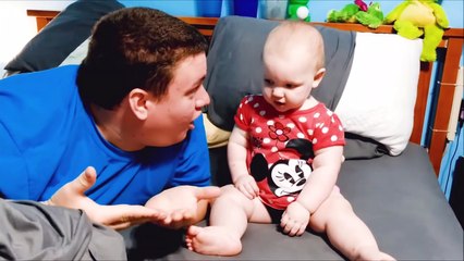 Hilarious Dads - Funny Baby And Daddy