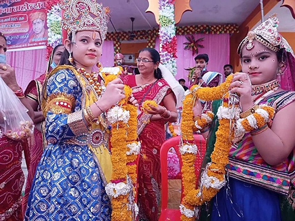 तीन महीनों में विवाह के शुभ मुहूर्त और इसी अवधि में कोरोना संक्रमण का सबसे ज्यादा खतरा भी मंडरा रहा