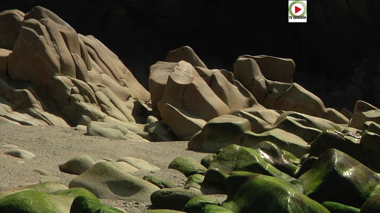 Saint-Pierre Quiberon   |  Crique de Porzh Goulom - TV Quiberon 24/7