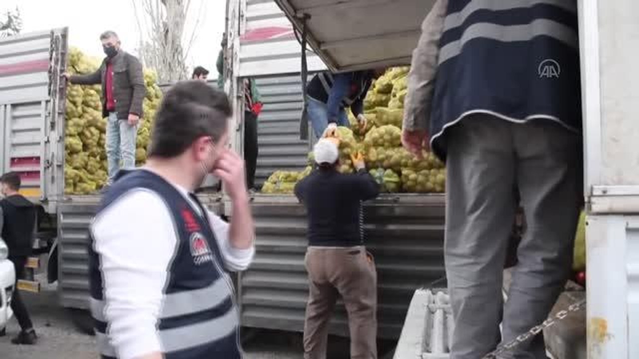 İhtiyaç sahiplerine patates ve soğan dağıtımına başlandı