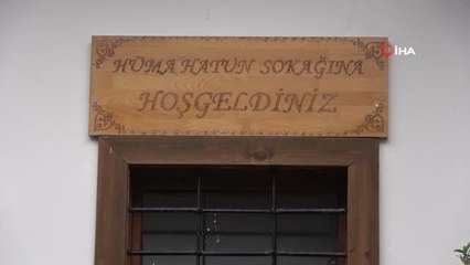 Bu sokaktaki tüm esnaflar kadın