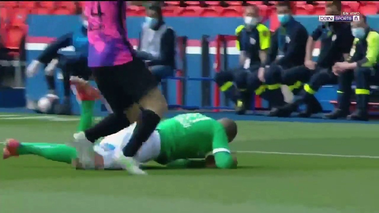 PSG vs Saint Etienne 3-2:  INCROYABLE LE PSG REVIENT AU SCORE A LA DERNIERE MINUTE
