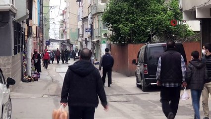Kısıtlamayı dinlemeyen vatandaşlar sokaklara akın etti