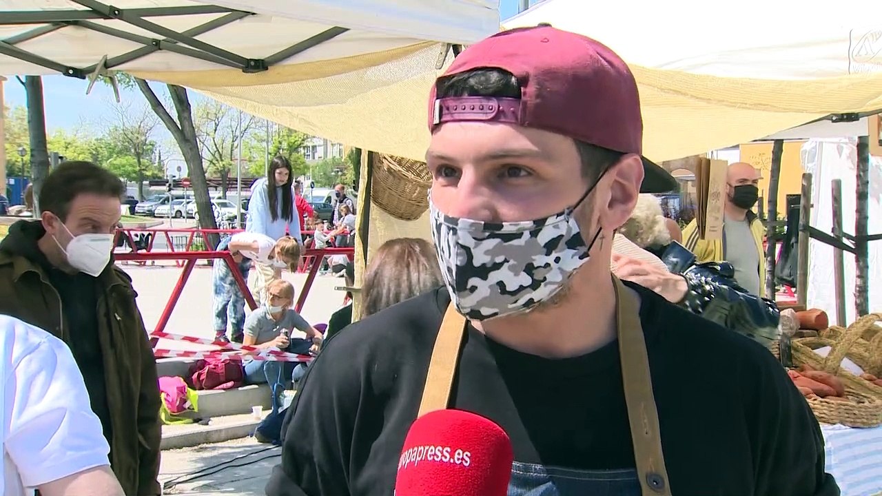 Madrileños disfrutan de productos "de calidad" en Mercado de Productores