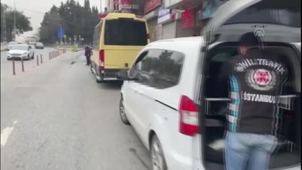 Son dakika haber: Başakşehir'de Kovid-19 tedbirlerini ihlal eden minibüs sürücüsüne para cezası verildi