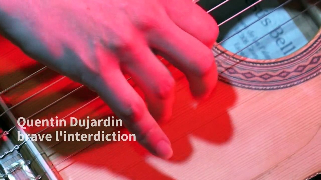 Belgique: un guitariste organise des concerts clandestins dans une église