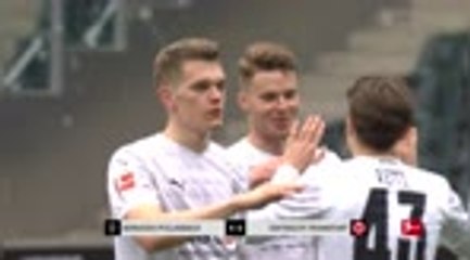 Gladbach thrash Frankfurt as Bundesliga top-four race opens up