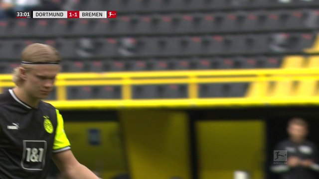 Borussia Dortmund v Werder Bremen