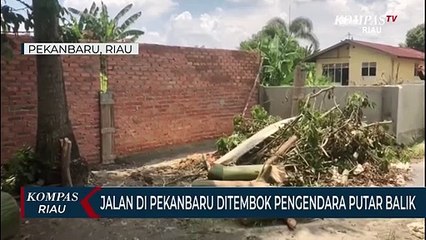 Jalan Di Pekanbaru Ditembok Pengendara Putar Balik