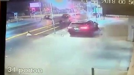 Çalmak istedikleri otomobil bir polise aitse?