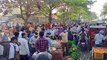 सीतापुर में रविवार को लॉक डाउन के बाद आज शहर में की मंडियों में उमड़ी भीड़
