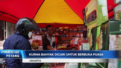 Berburu Buah Kurma di Tanah Abang