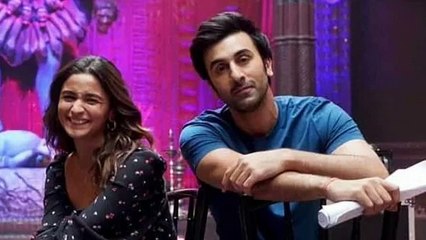 Corona के बीच रणबीर कपूर के साथ घूमने निकलीं आलिया भट्ट,फोटो देख भड़के  Fence