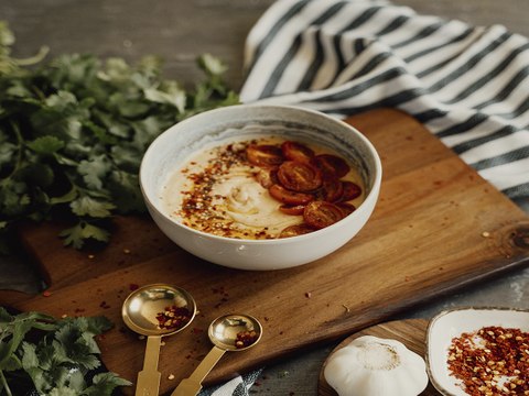 Alimentos básicos que facilitan el seguimiento de una dieta mediterránea