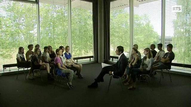 Interview de Greta Thunberg par le journaliste Darius Rochebin sur RTS Info - VIDEO