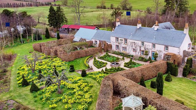 Saddle Up Handsome 18th century property near Melrose with grazing paddock and stables