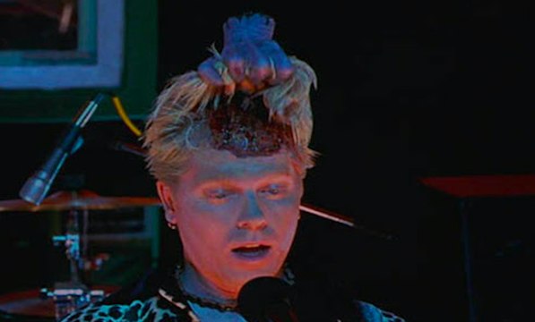 Dexter Holland get's killed - IDLE HANDS - The Offspring