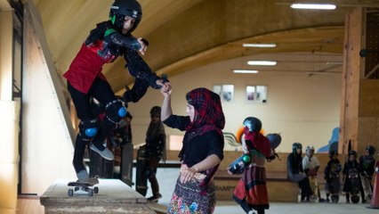Intro : Apprendre à faire du skate en zone de guerre (quand on est une fille)