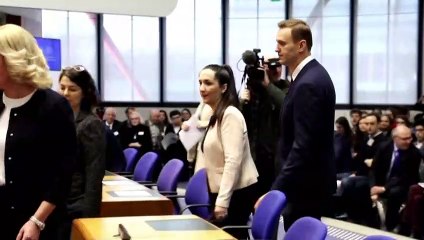 إدارة السجون الروسية تقرر نقل نافالني إلى المستشفى