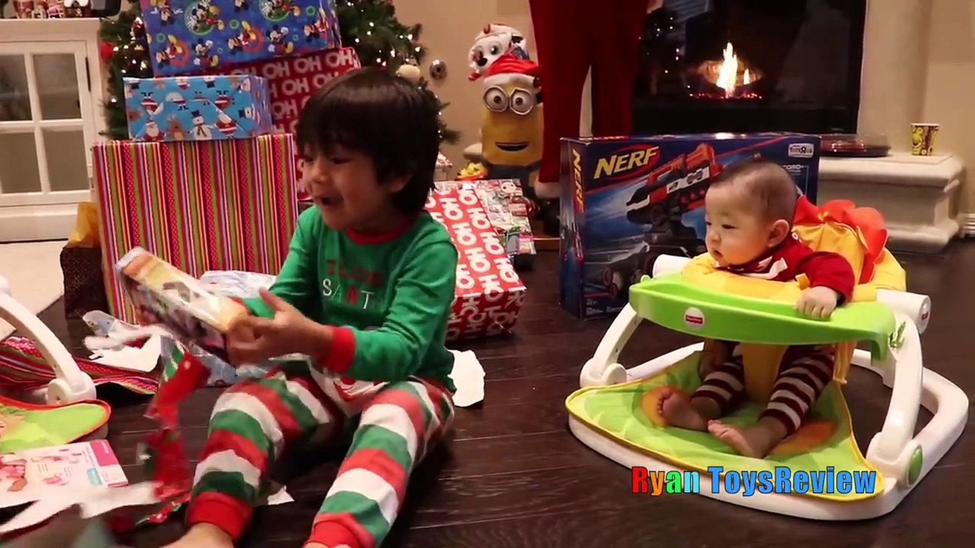 Christmas Morning 2016 Opening Presents With Ryan Toysreview - video  Dailymotion