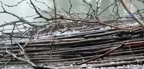 Marmaris sahili beyaza büründü