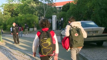 Portugal avança no desconfinamento faseado