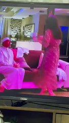 أسيل عمران وفايز المالكي يثيران الجد بمشهد راقص من مسلسل ممنوع التجول