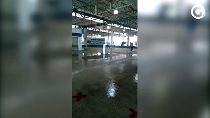 Download Video: Terminal de São Torquato, em Vila Velha, fica alagado