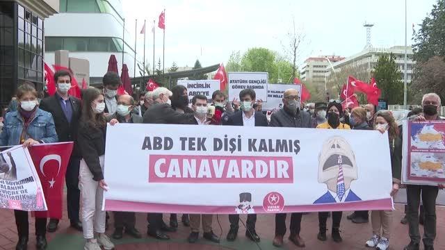 Türkiye Gençlik Birliği üyeleri, ABD Başkanı Biden'ın 1915 olaylarını soykırım olarak nitelemesini protesto etti