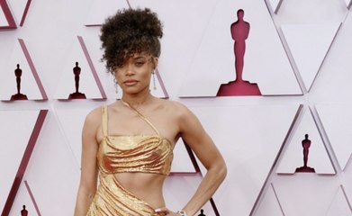 Andra Day Dressed Like an Actual Academy Award With a High-Slit Gown