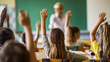 Tam kapanma kapsamında tüm kurumlarda yüz yüze eğitime ara verildi