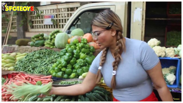 Rakhi Sawant Goes Shopping For Fruits And Veggies In Town; Threatens To Hit Those Not Wearing A Mask