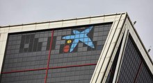 CaixaBank plantea el despido de 8.291 personas y el cierre de 1.534 oficinas
