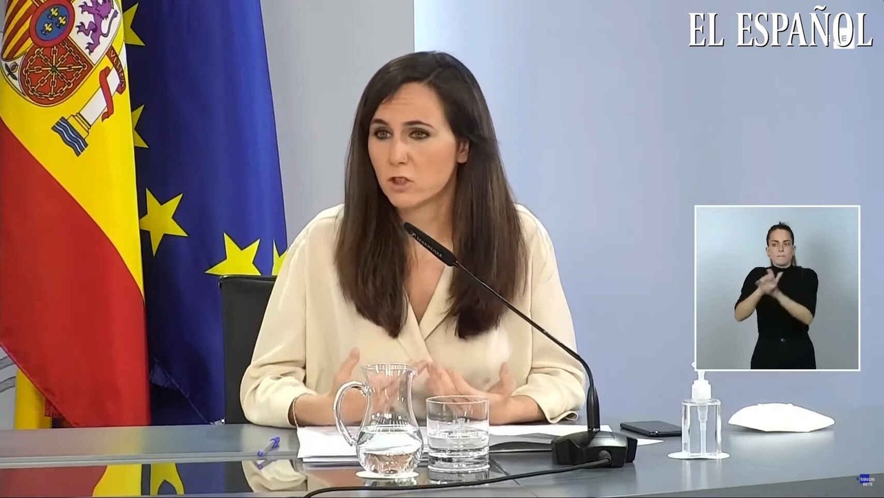 El Gobierno aprueba 730 millones para cambiar las residencias por la atención a dependientes "en casa"