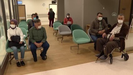 55 yaş ve üzeri vatandaşlar Kovid-19'a karşı aşılanmaya başladı