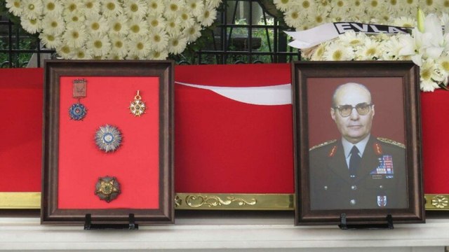 19. Genelkurmay Başkanı Necdet Üruğ son yolculuğuna uğurlandı