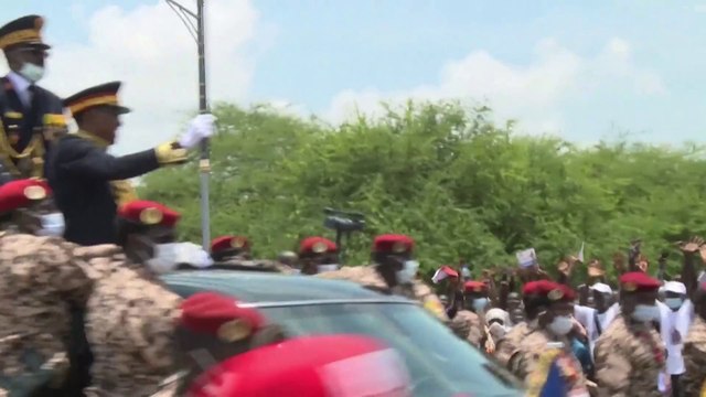 تعرف على الرئيس التشادي إدريس ديبي.. أطول الزعماء حكما في أفريقيا