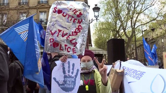 Policiers brûlés à Viry-Châtillon: les policiers en colère contre le verdict