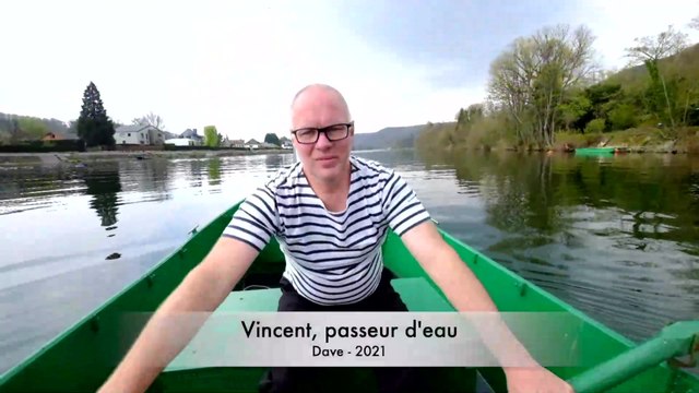 Un nouveau passeur d'eau vous fait traverser la Meuse, à Dave ( Namur )