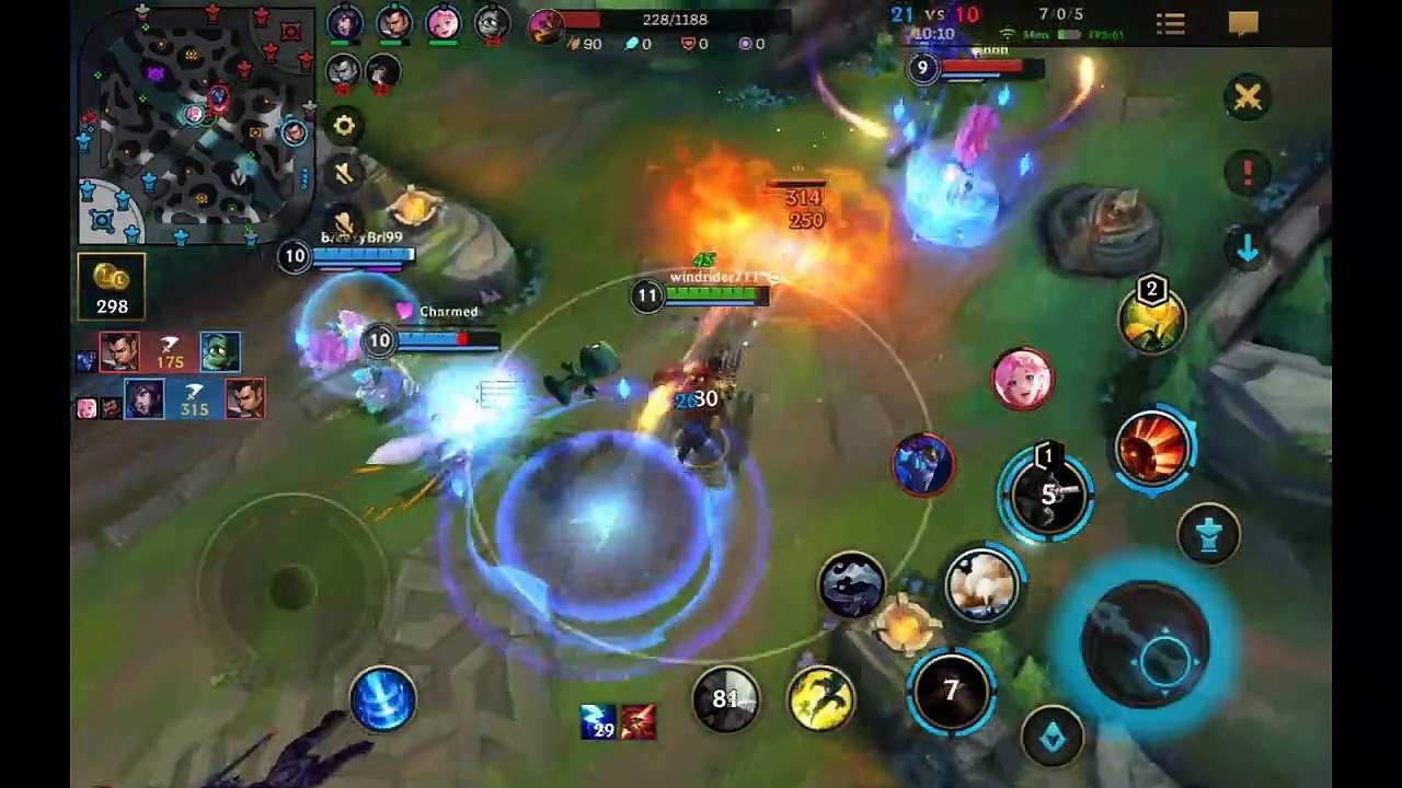 League of Legends Wild Rift Gameplay - Tanky ADC Graves Carry